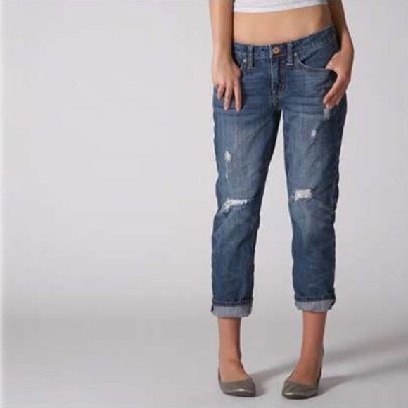 American Eagle Boy Fit Boyfriend Low Rise Medium Wash Blue Stretch Ankle Jeans 0 - Picture 1 of 8